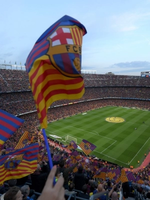 УЕФА отстранит «Барселону» от Лиги чемпионов? Испанский клуб потребует компенсацию в размере 100 млн евро